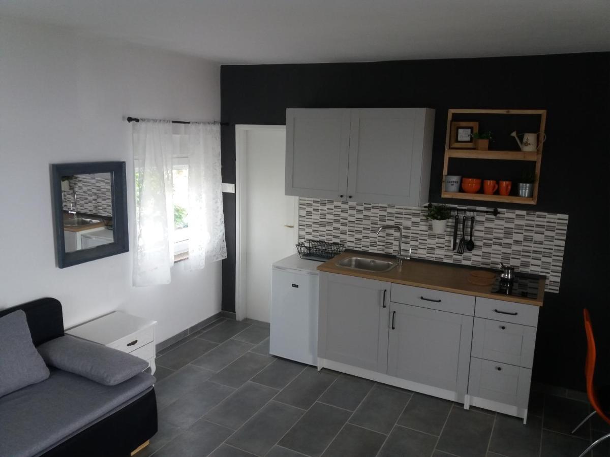 Appartement Nina Seaview à Novi Vinodolski Extérieur photo